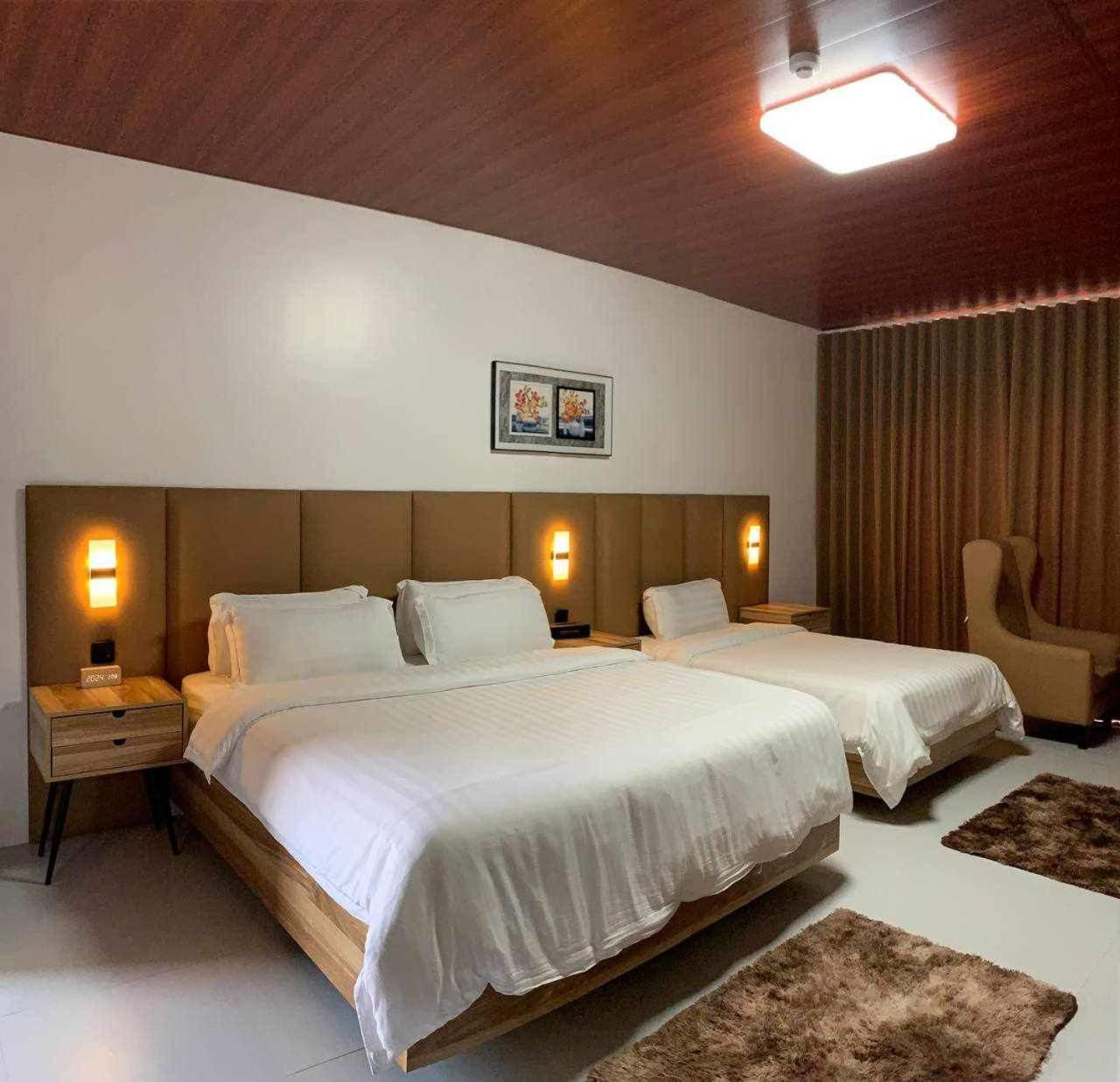 Q Beach Resort Cabangan Room photo