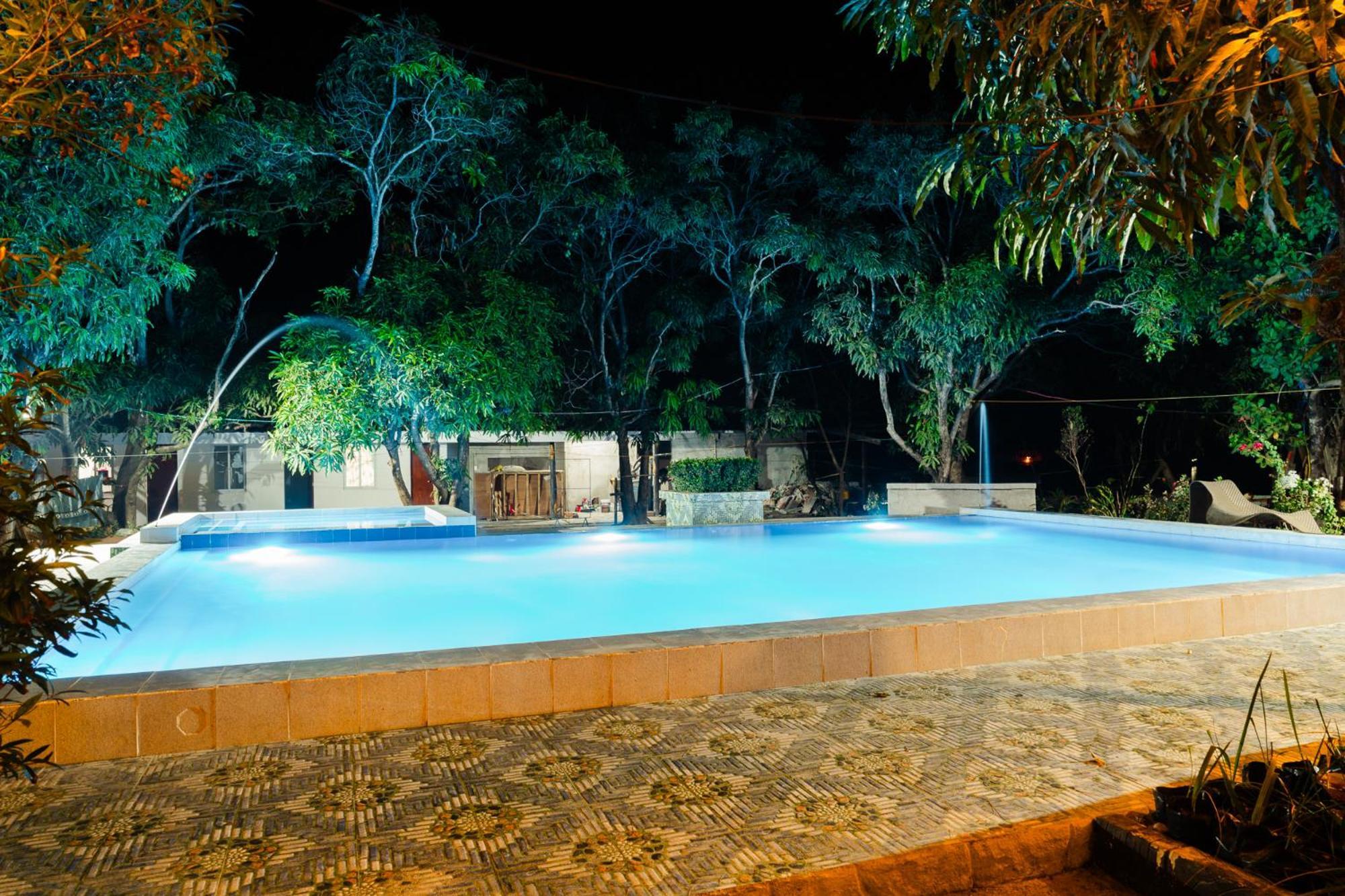 Q Beach Resort Cabangan Exterior photo