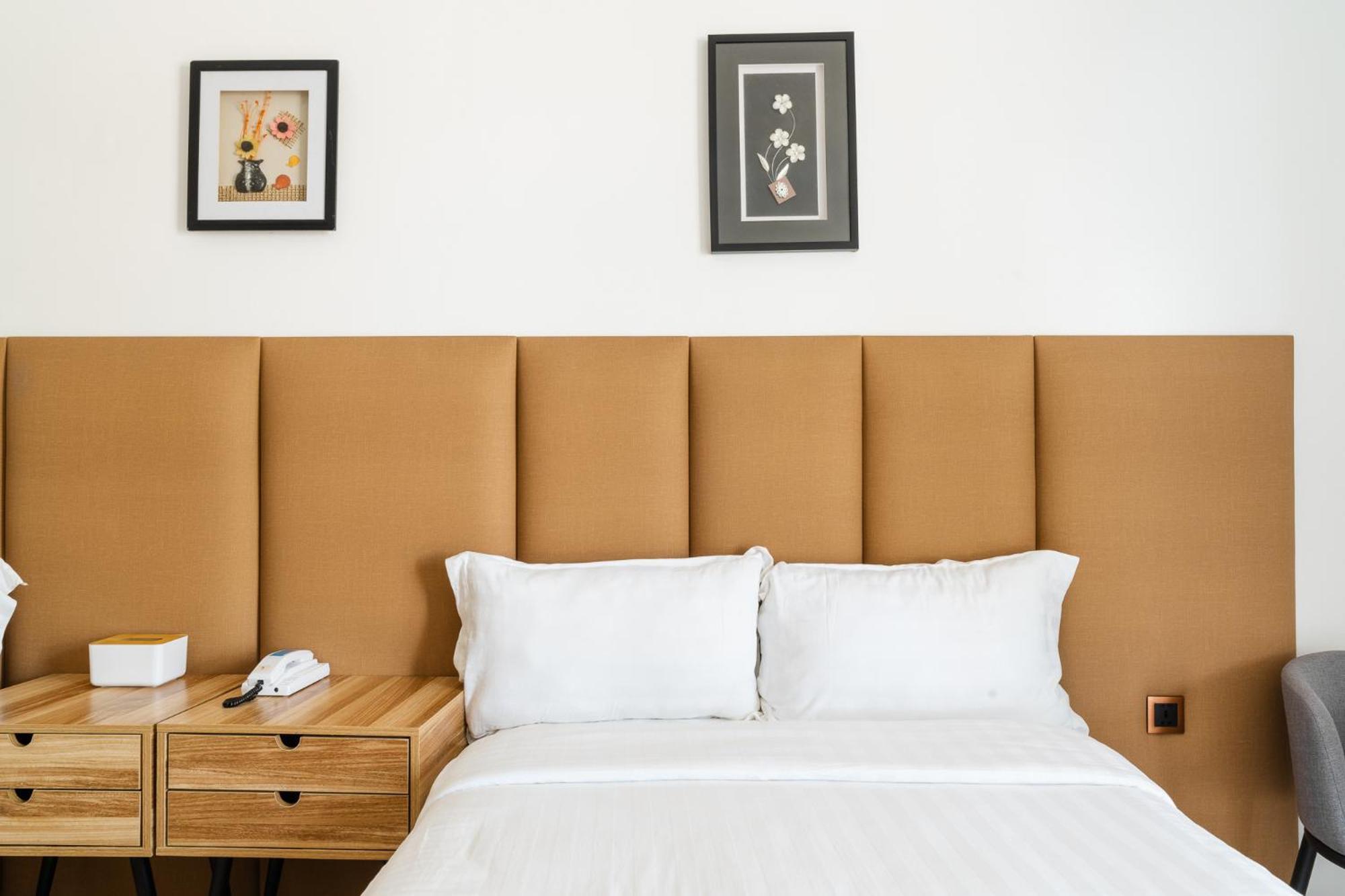 Q Beach Resort Cabangan Room photo